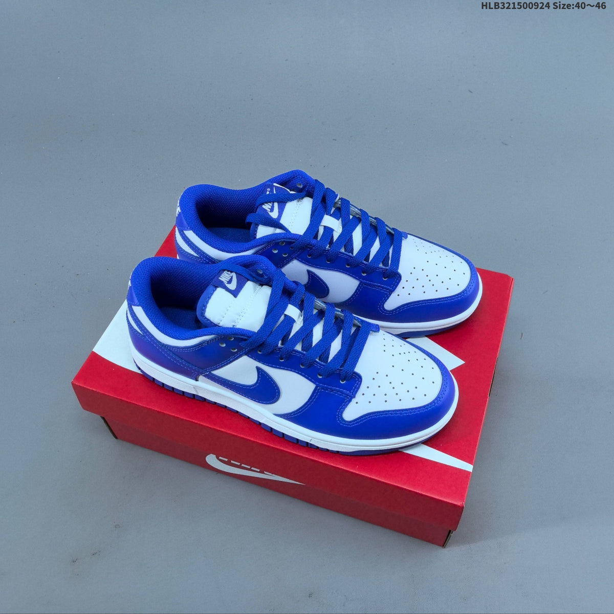 Nike SB Dunk Low Sneakers