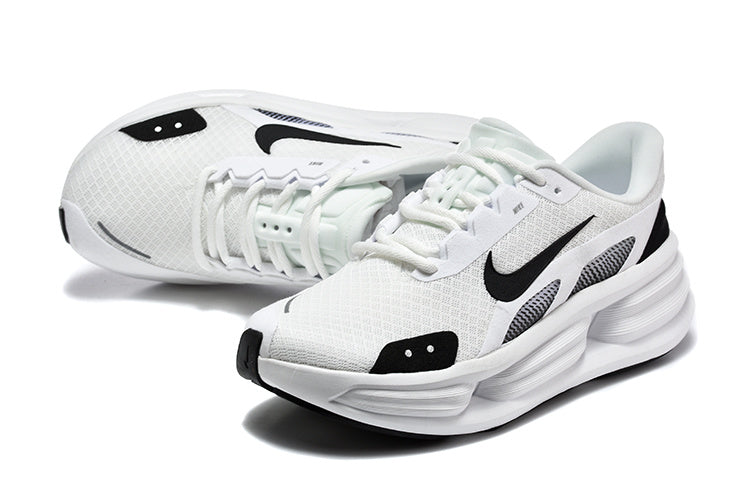 Nike IF4997 Low-Top Sneakers