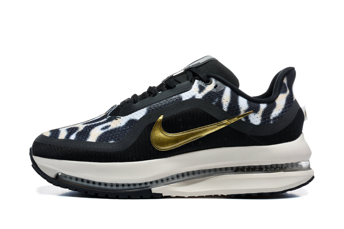 NIke Air Zoom pegasus Premium