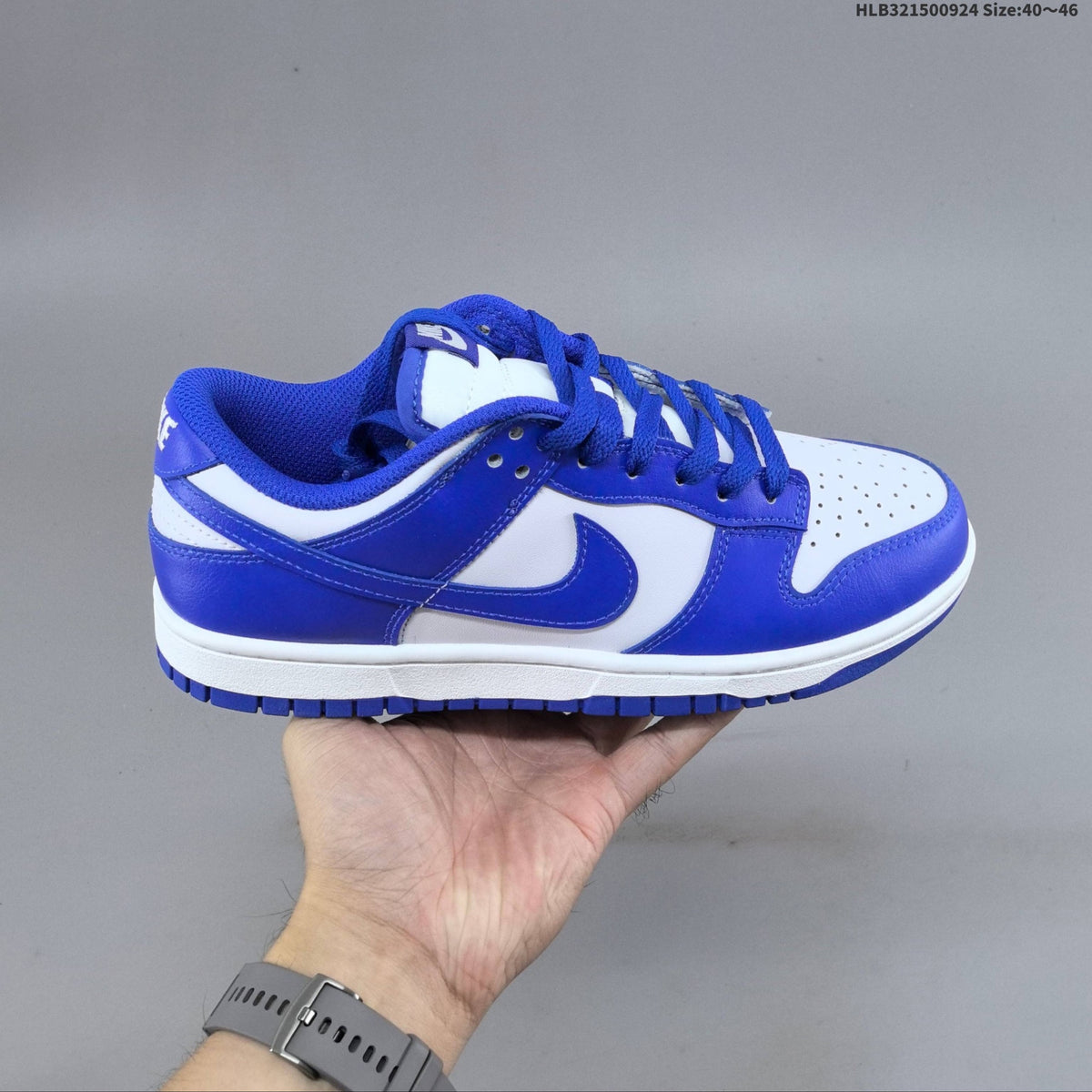 Nike SB Dunk Low Sneakers